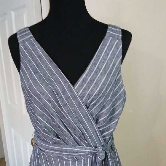 DKNY Gray Striped Midi Dress - Picture 8 of 11